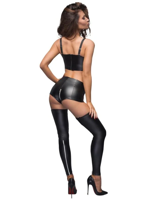 Noir Handmade Powerwetlook-Shorts – Bild 3